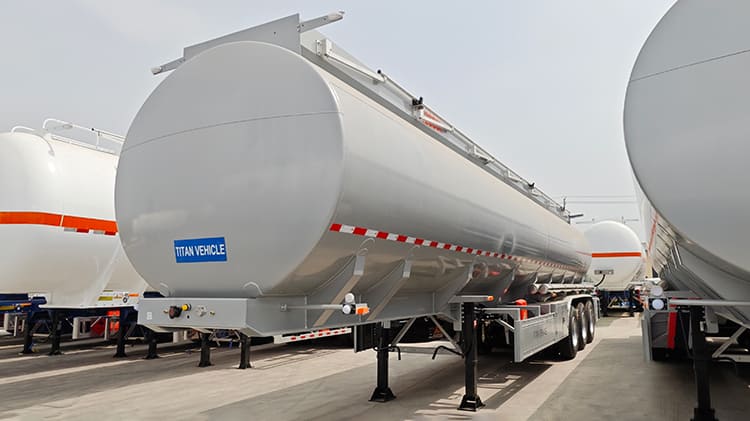 TITAN 3 Axle 42000L Petroleum Tanker Trailers for Sale in Guinea
