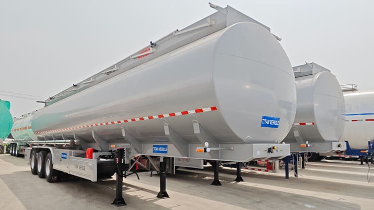 TITAN 3 Axle 42000L Petroleum Tanker Trailers for Sale in Guinea